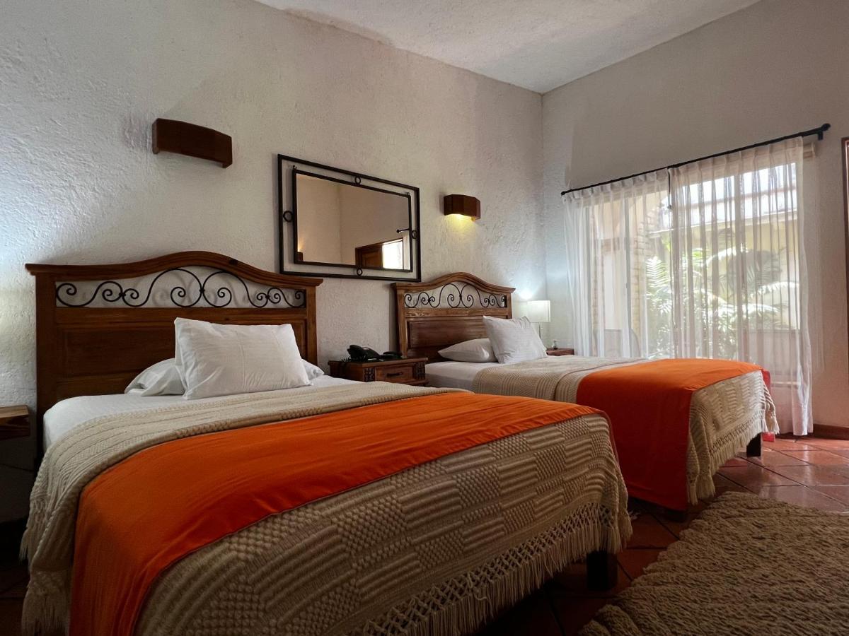 Casa Bugambilia, Un Pequeño Hotel en Tepoztlán Exterior foto