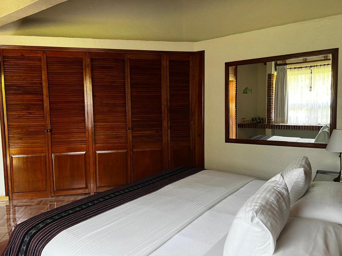 Casa Bugambilia, Un Pequeño Hotel en Tepoztlán Exterior foto
