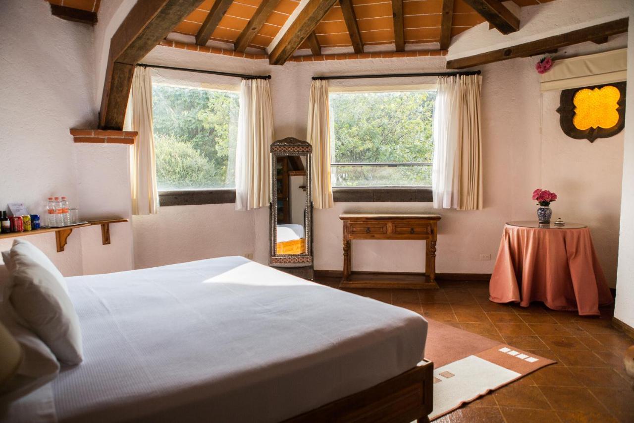 Casa Bugambilia, Un Pequeño Hotel en Tepoztlán Exterior foto